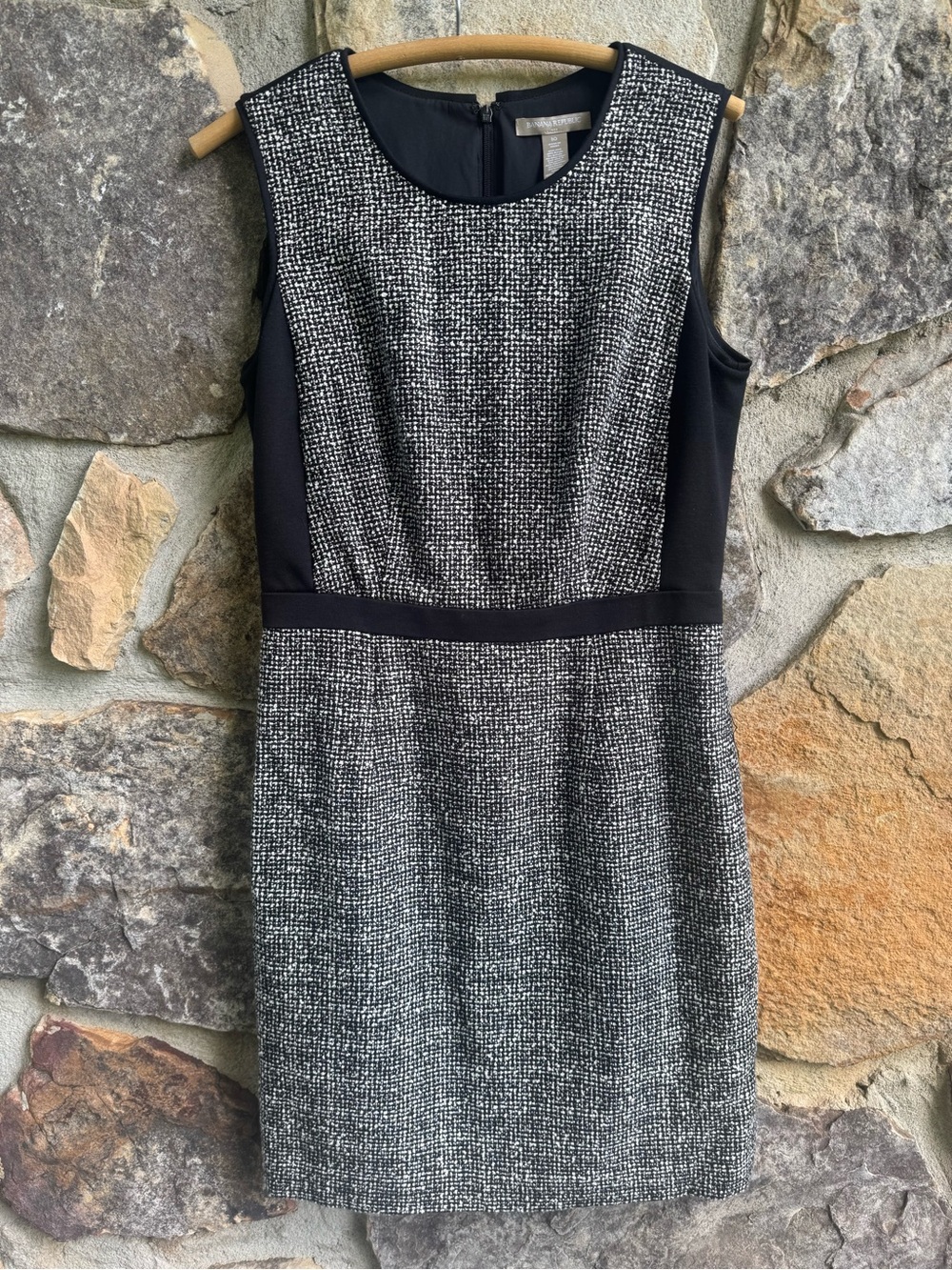 Banana Republic Black and White Tweed Sheath Dress 10 Office Tailored Business